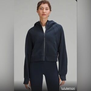 LULULEMON SCUBA ZIP UP HOODIE IN NAVY BLUE